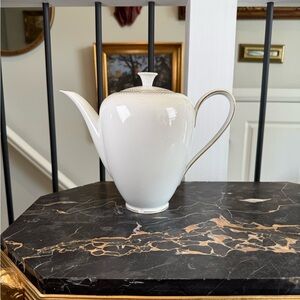 Vtg Tirschenreuth Bavaria Germany Porcelain Teapot Sea Side Pattern Chip on Base